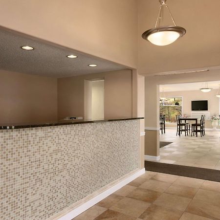 Super 8 By Wyndham Rapid City Rushmore Rd Интериор снимка